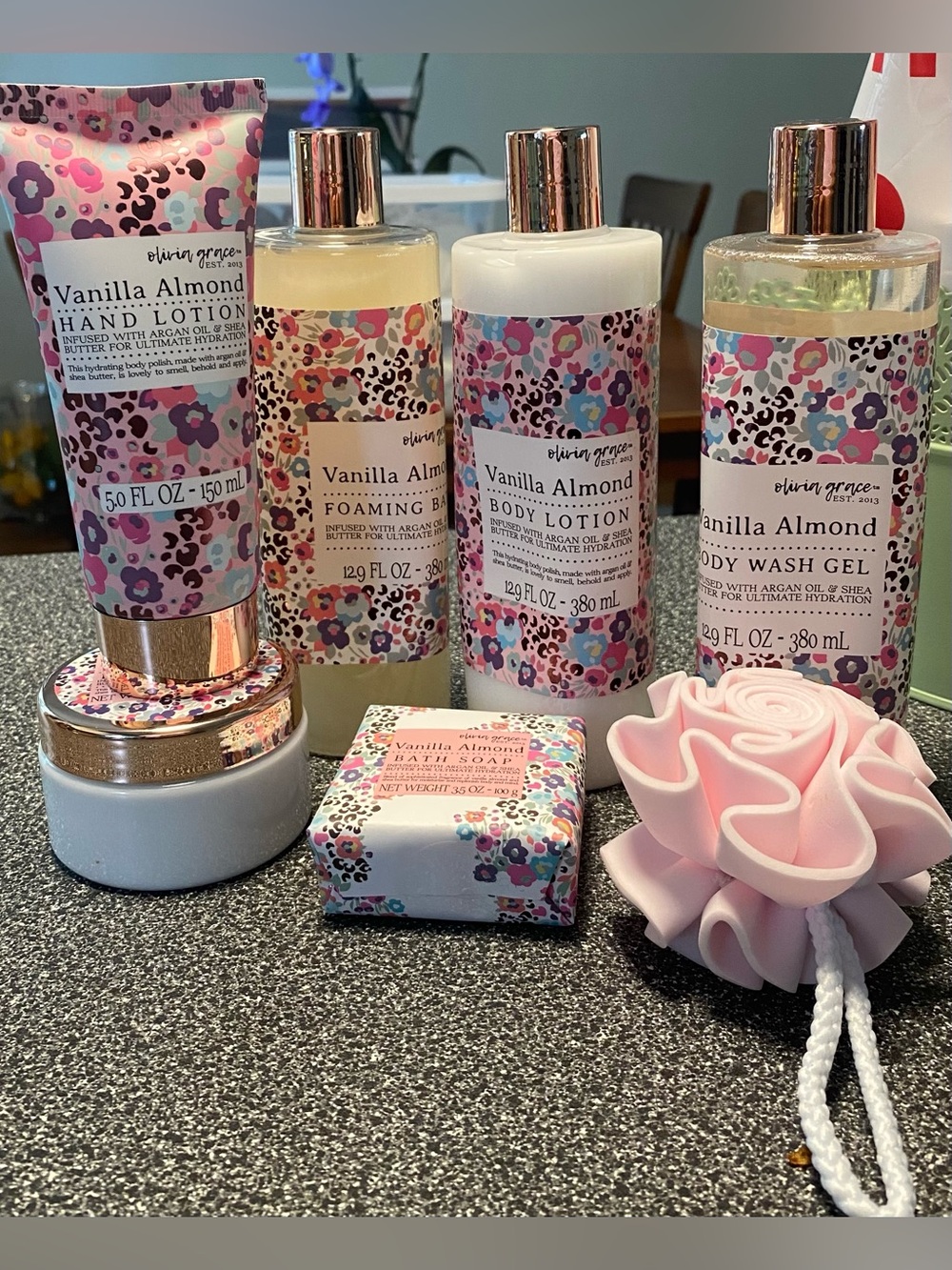 Vanilla Almond Hand & Body Care Set - Pink